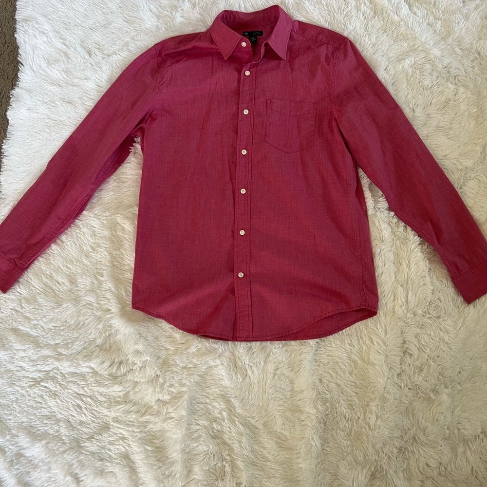 GAP Red Classic Fit Button Down Shirt Size Medium